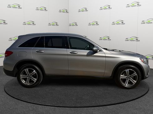 Used 2019 Mercedes-Benz GLC 300 GLC 300 w/ Parking Assistance Package image 9
