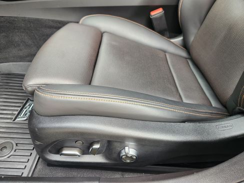 Used 2025 Cadillac CT5 Sport RWD image 18