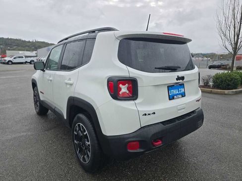 Used 2023 Jeep Renegade Trailhawk image 3