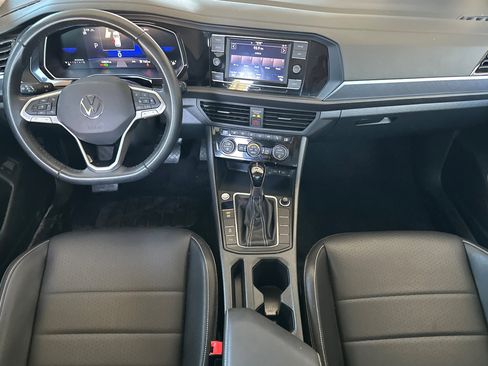 Certified 2024 Volkswagen Jetta SE FWD image 13