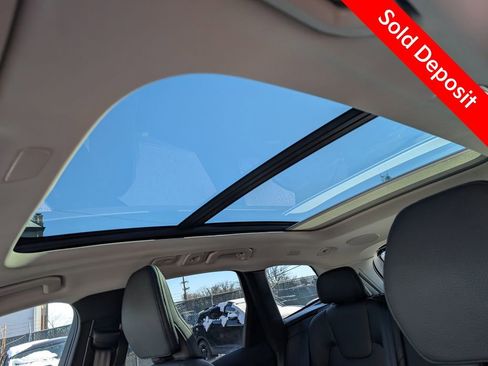 Used 2024 Volvo XC60 T8 Plus w/ Protection Package Premier image 8