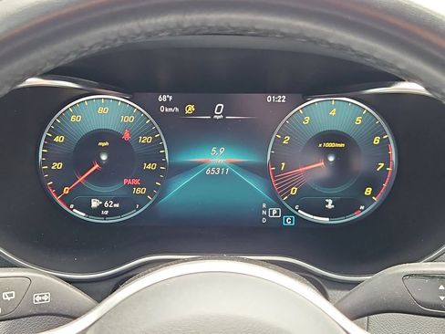 Used 2021 Mercedes-Benz GLC 300 4MATIC image 21