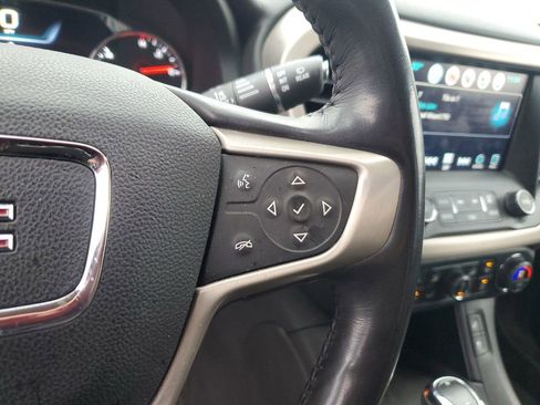 Used 2019 GMC Acadia Denali image 21