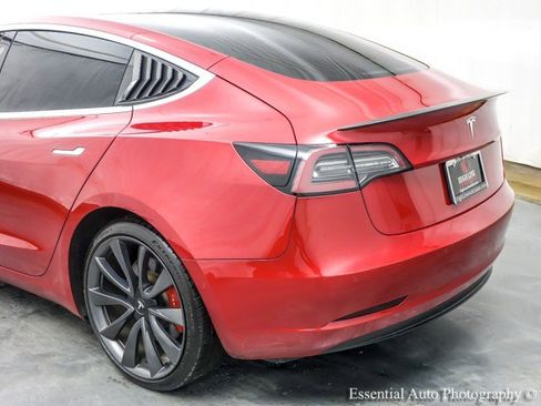 Used 2020 Tesla Model 3 Performance image 9
