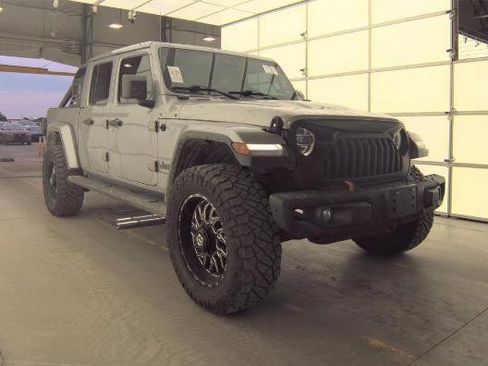 Used 2020 Jeep Gladiator Rubicon AWD/4WD image 1