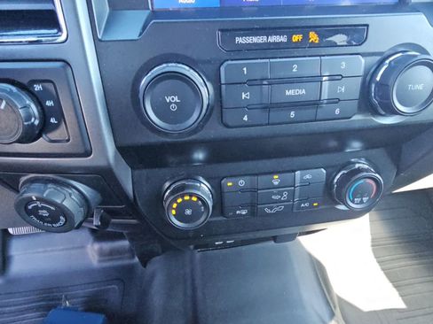 Used 2020 Ford F150 XLT w/ Trailer Tow Package image 18