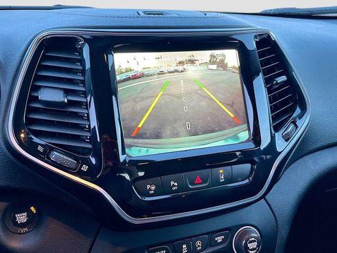 Used 2021 Jeep Cherokee Limited w/ Elite Package image 14