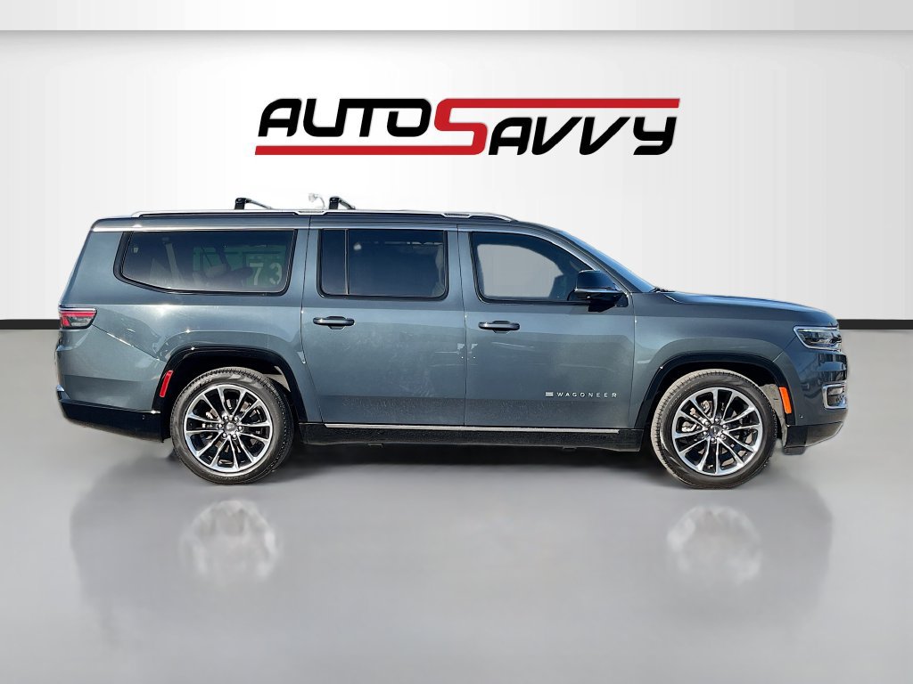 Used 2024 Jeep Wagoneer L Series III w/ Premium Group I AWD/4WD image 8
