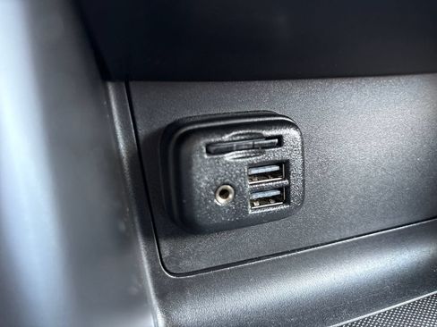 Used 2019 GMC Canyon Denali RWD image 29