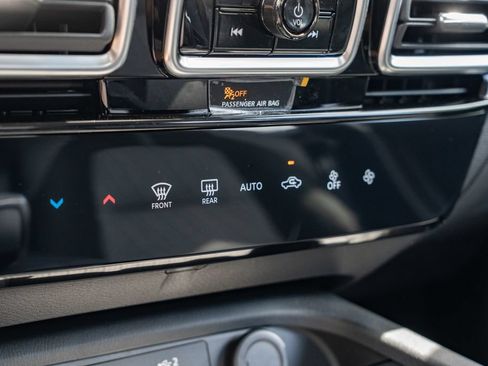 New 2026 Nissan Sentra SV w/ Floor Mat Package FWD image 18