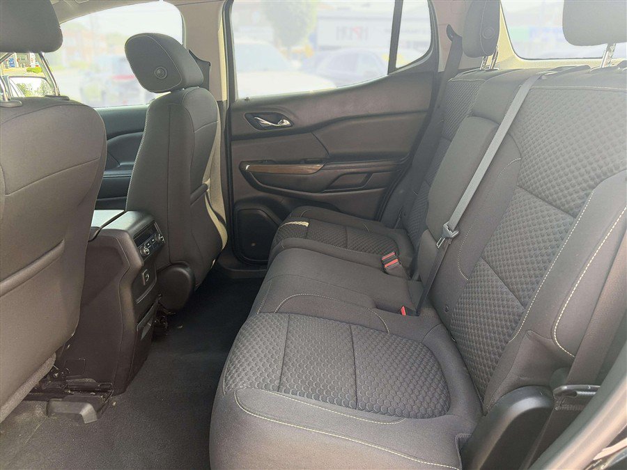 Used 2018 GMC Acadia SLE AWD/4WD image 11