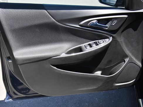 Used 2020 Chevrolet Malibu LT FWD image 13