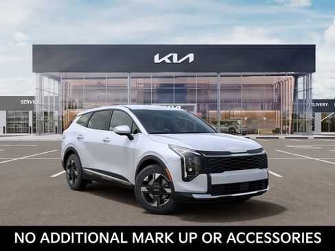 New 2026 Kia Sportage LX FWD image 8