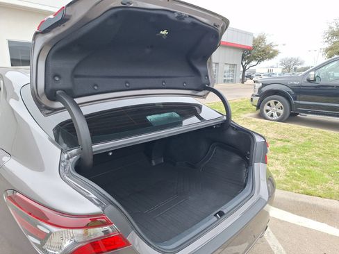 Used 2023 Toyota Camry SE image 35