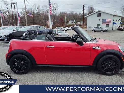 Used 2015 MINI Cooper S image 2