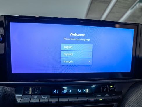 Certified 2025 Toyota Camry SE image 24