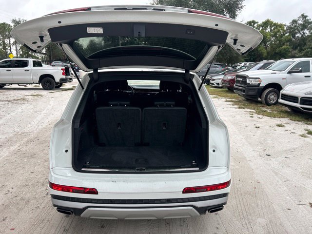 Used 2025 Audi Q7 3.0T Premium Plus AWD/4WD image 8