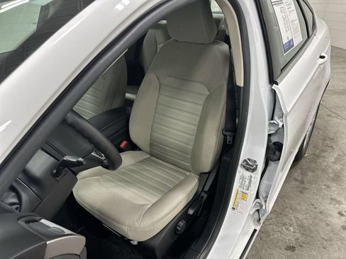 Used 2019 Ford Fusion S FWD image 12