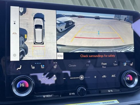 Certified 2026 Lexus TX 500h AWD w/ Technology Package image 17