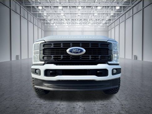 Used 2024 Ford F350 XLT AWD/4WD image 16