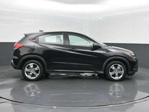 Certified 2022 Honda HR-V LX image 5