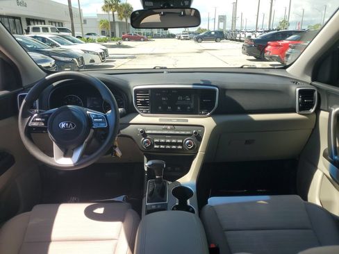 Used 2021 Kia Sportage LX w/ LX Fwd Popular Package image 20