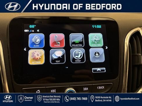 Used 2018 Chevrolet Equinox Premier FWD image 23