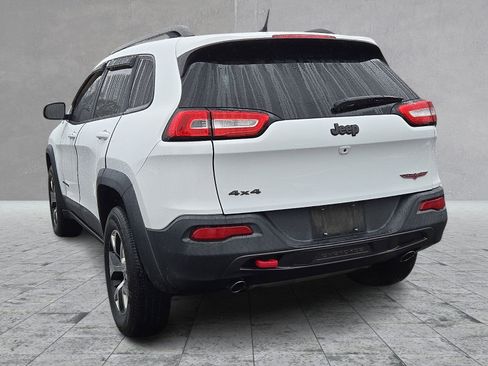 Used 2015 Jeep Cherokee Trailhawk w/ Comfort/Convenience Group image 8