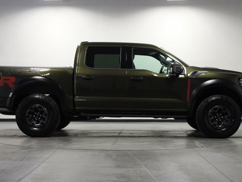 Used 2025 Ford F150 Raptor w/ Equipment Group 803A Raptor R AWD/4WD image 3