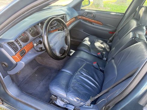Used 2001 Buick Le Sabre Custom w/ Luxury Pkg FWD image 5