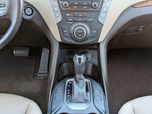 Used 2018 Hyundai Santa Fe Sport FWD image 20