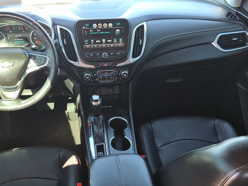 Used 2018 Chevrolet Equinox Premier FWD image 27