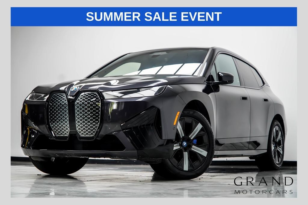 Used 2024 BMW iX xDrive50 w/ Sport Package AWD/4WD image 1