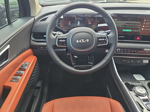 New 2026 Kia Carnival EX FWD image 14
