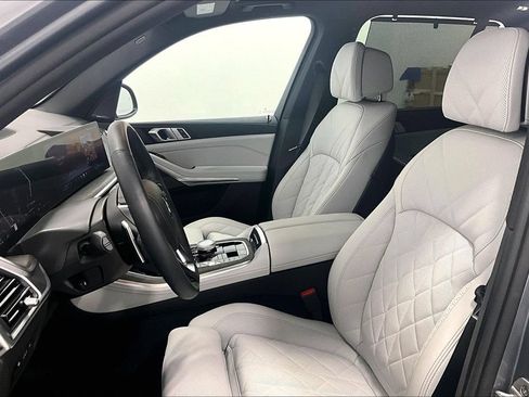 Used 2026 BMW X5 sDrive40i w/ Executive Package RWD image 27
