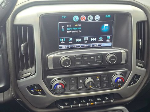 Used 2018 GMC Sierra 1500 SLT AWD/4WD image 31