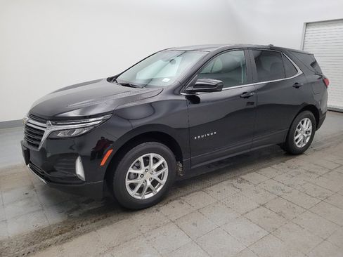 Used 2024 Chevrolet Equinox LT AWD/4WD image 2