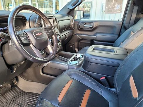 Used 2020 GMC Sierra 1500 AT4 w/ AT4 Premium Package image 11