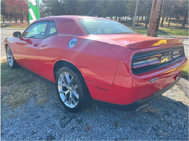 Used 2022 Dodge Challenger GT RWD image 4