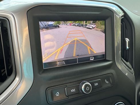 Used 2024 Chevrolet Silverado 1500 Custom RWD image 18