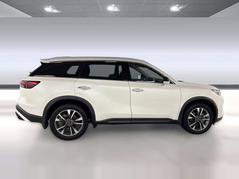 Used 2025 INFINITI QX60 Luxe FWD image 26
