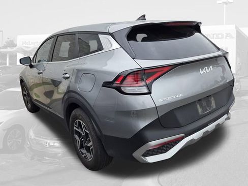Used 2024 Kia Sportage LX FWD image 6