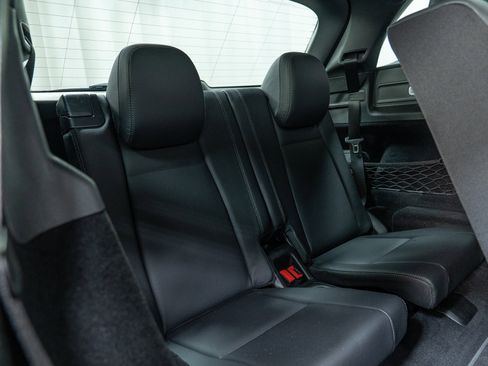 Certified 2022 Mercedes-Benz GLE 350 4MATIC w/ AMG Line Exterior image 24