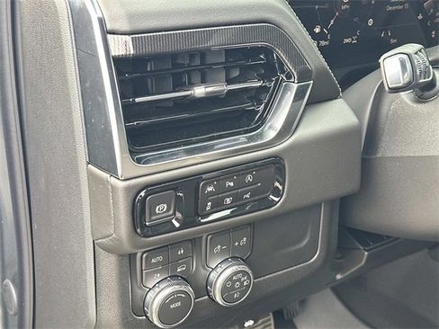 New 2026 GMC Yukon Elevation w/ LPO, Floor Liner Package image 17