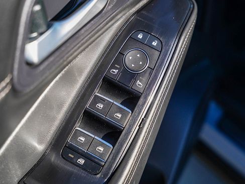 Used 2023 Nissan Rogue SL image 20