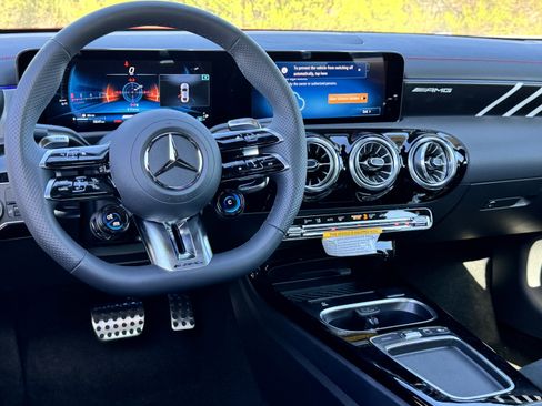 New 2025 Mercedes-Benz CLA 35 AMG 4MATIC image 29