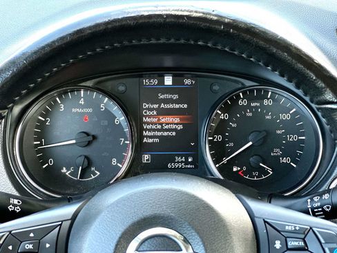 Used 2022 Nissan Rogue Sport SL AWD/4WD image 19