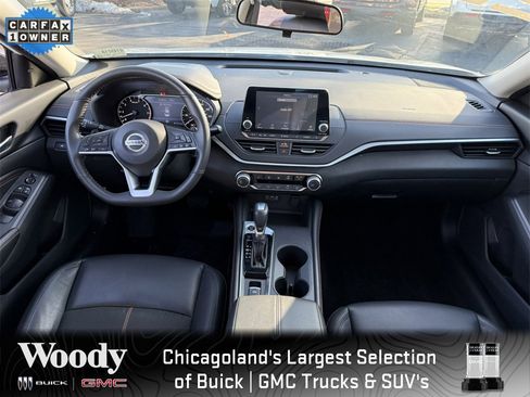 Used 2022 Nissan Altima 2.5 SR w/ Midnight Edition Package image 28