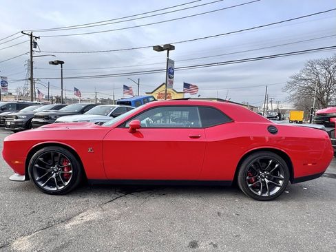 Used 2021 Dodge Challenger R/T Scat Pack w/ Plus Package image 4