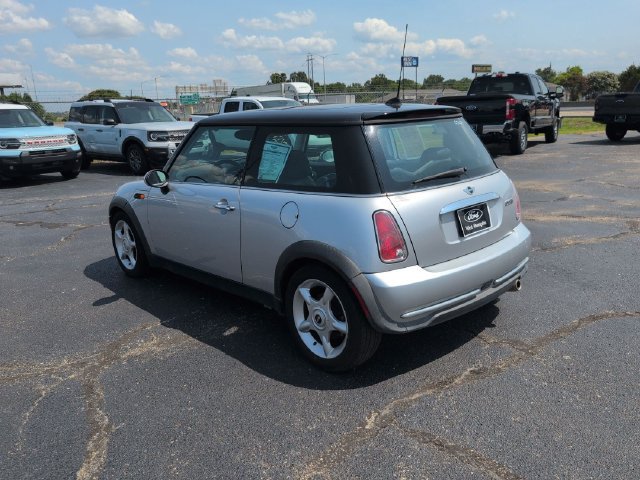 Used 2005 MINI Cooper Hardtop FWD image 5